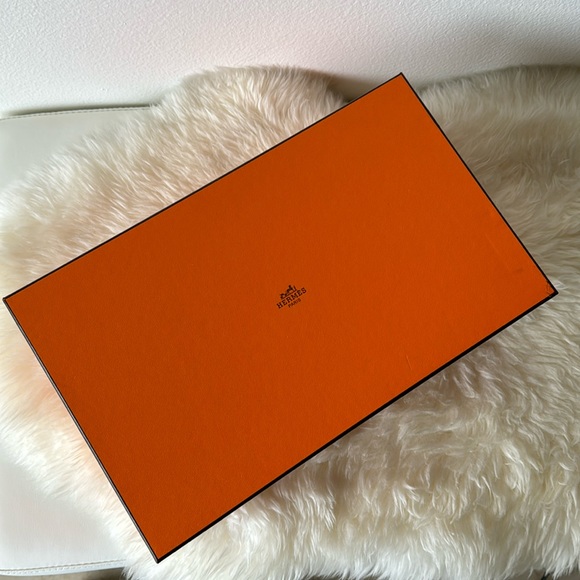 Hermes Sneaker Box - Picture 1 of 11
